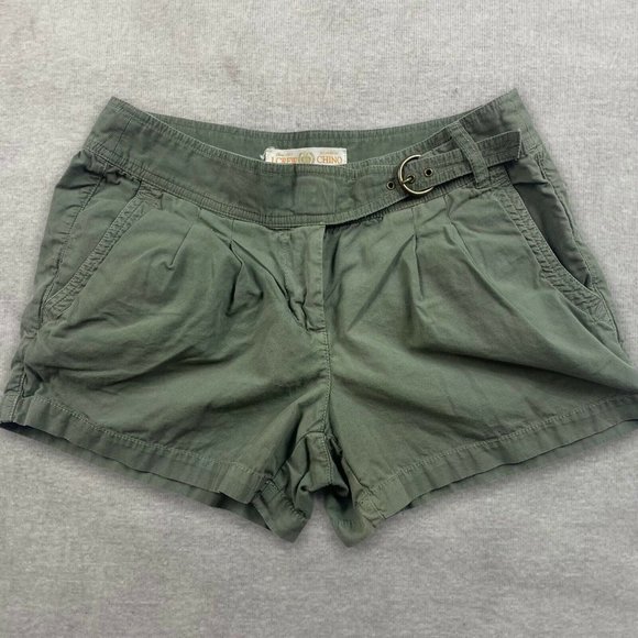 J. Crew Pants - J. Crew Classic Chinos Pleated Shorts Size 6 Green